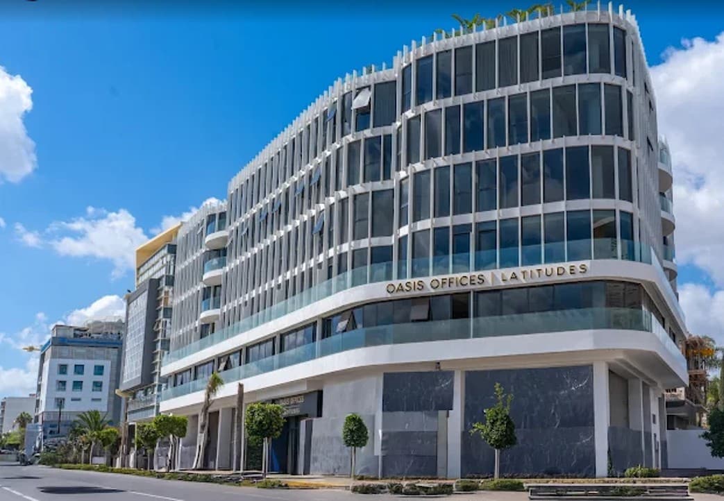 Façade des Oasis Offices Latitudes — adresse de domiciliation à Casablanca
